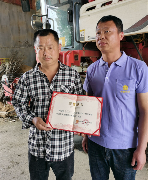 貨車師傅的副業:一個月賺一臺車(圖1) 貨車師傅的副業:一個月賺一臺車(圖1)